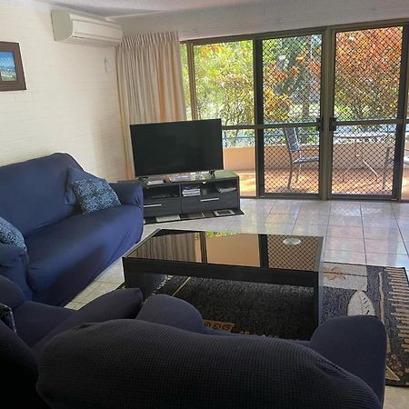 Placid Waters Holiday Apartments Bongaree Buitenkant foto