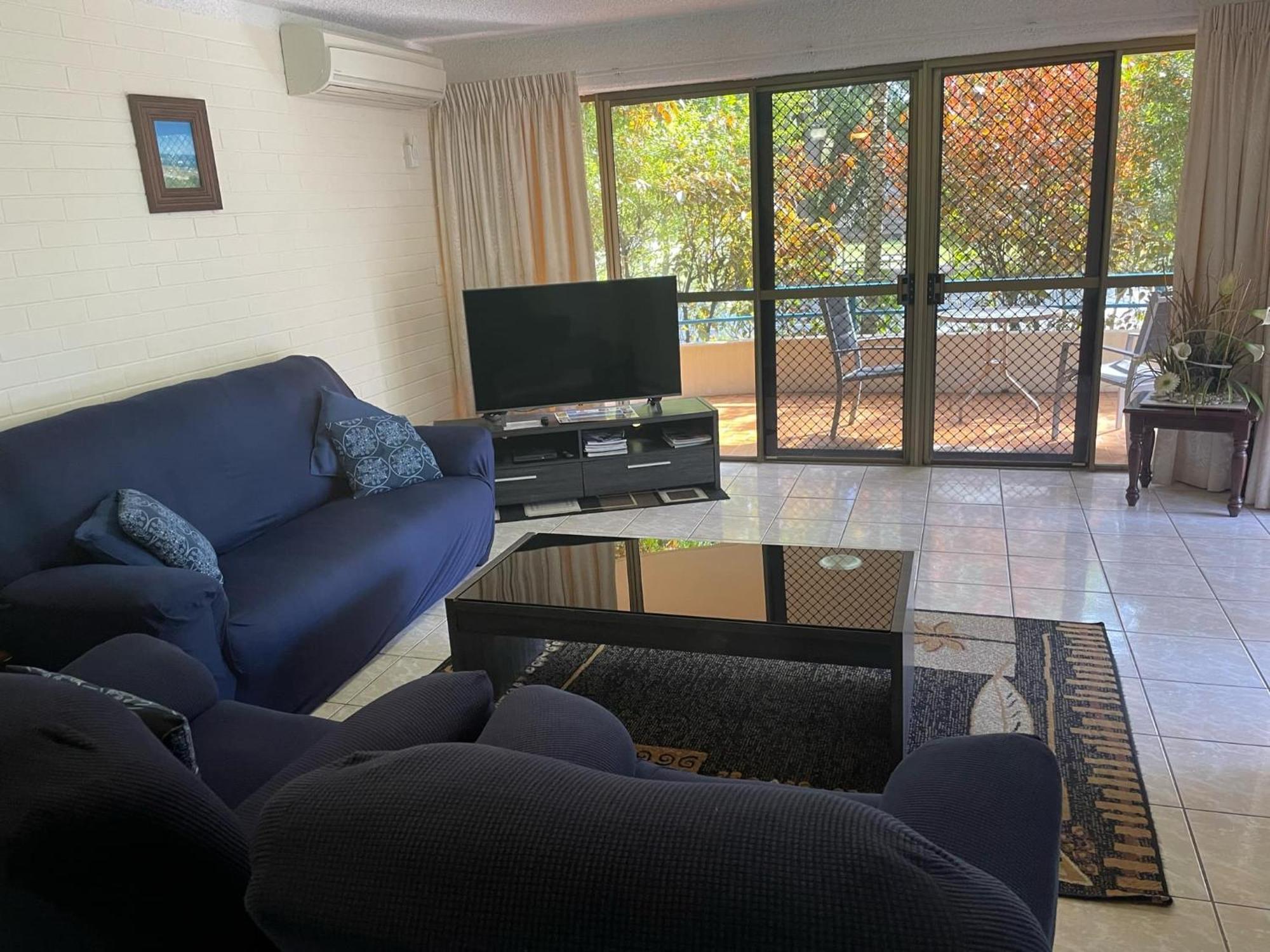 Placid Waters Holiday Apartments Bongaree Buitenkant foto