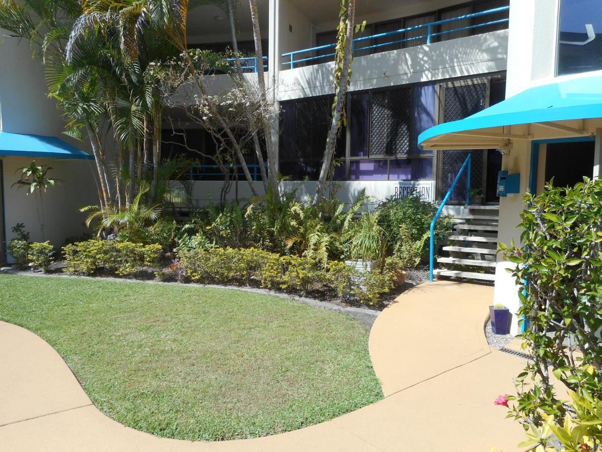 Placid Waters Holiday Apartments Bongaree Buitenkant foto